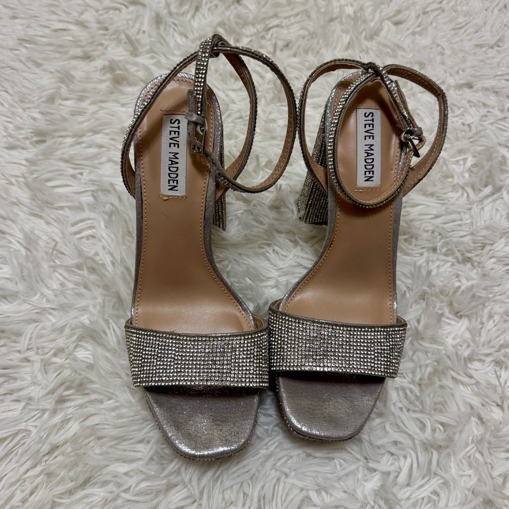 Steve Madden Glittering Silver Platform Sandals Rhinestone Heels Homecoming Heel - Picture 3 of 5